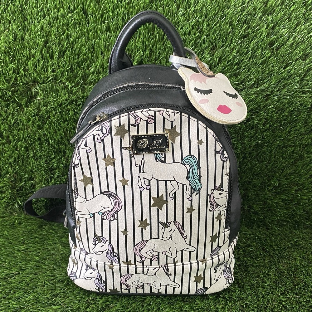 Luv Betsey Johnson Lballie Unicorn Cat‎ White Sequin Mini Backpack Purse Bag